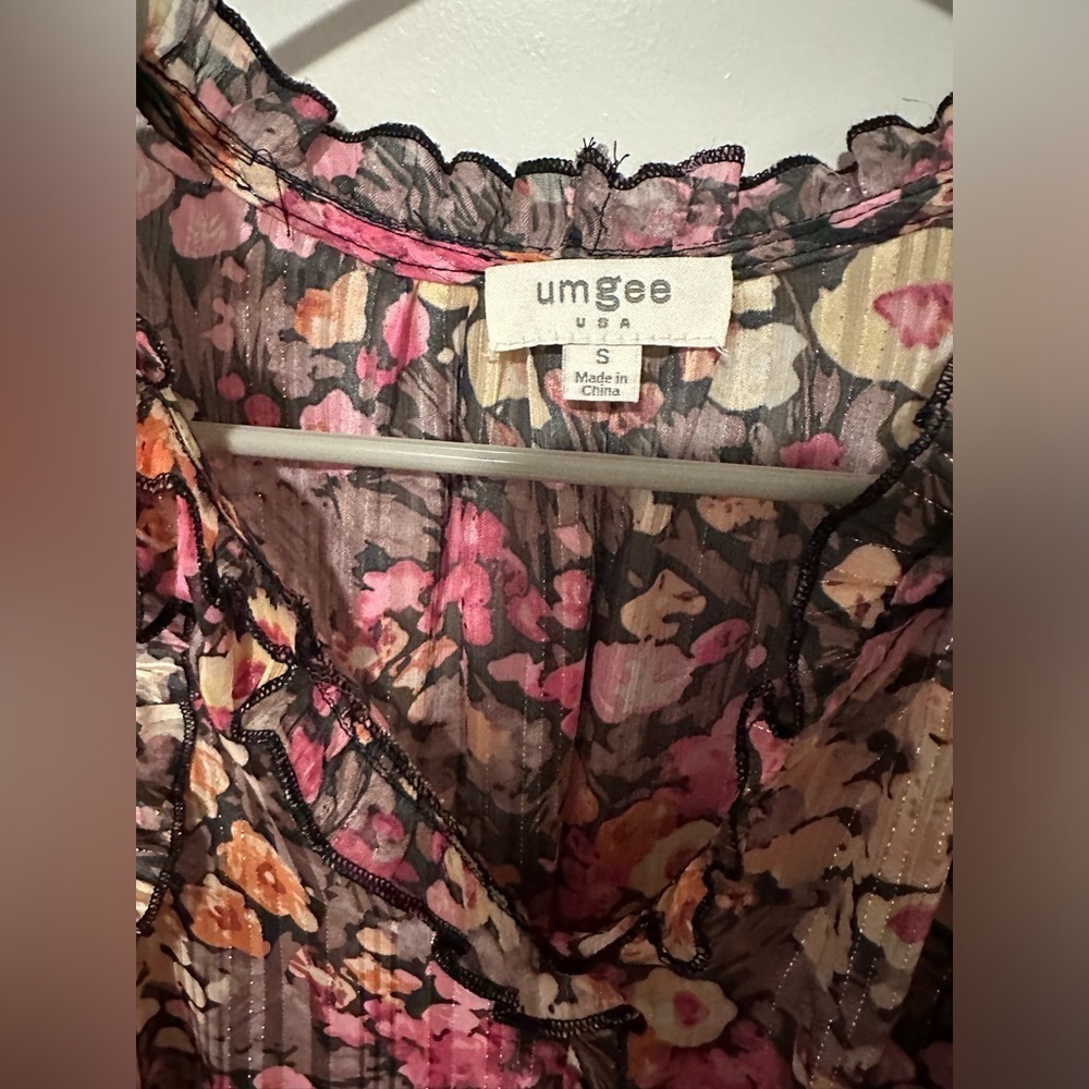Umgee Women's Floral Ruffle Top - Picture 2 of 8